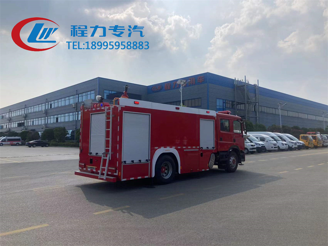 東風(fēng)6噸水罐/泡沫消防車