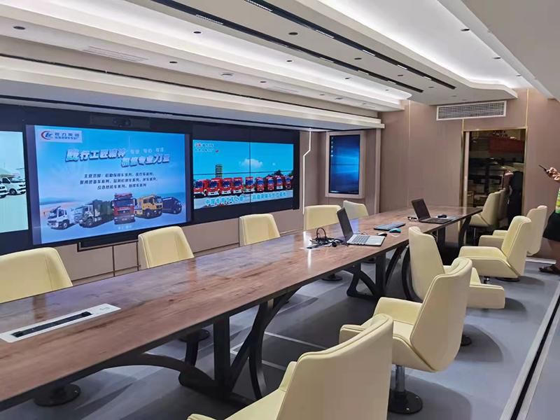 擴(kuò)展倉(cāng)指揮車(chē)